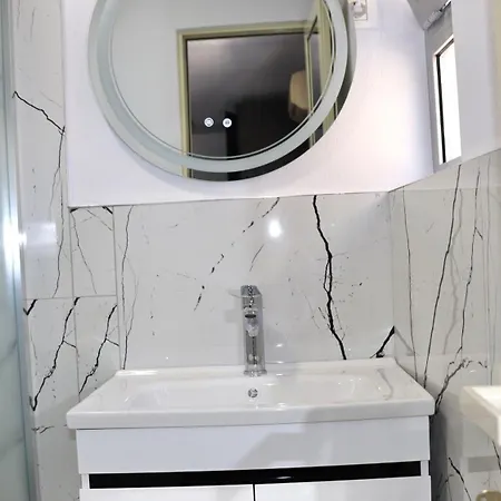 Sefabrothershotel Hotel Golem (Tirana)